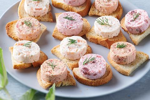 Smoked Salmon Appetisers 9s