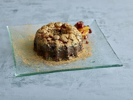 Aldi - Specially Selected Golden Topped Wreath Pudding 2