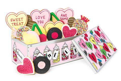 biscuiteers love is sweet luxe biscuit tin (1)