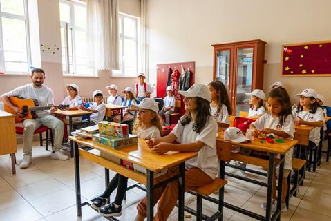 Children of season workers at the Gölköy ofi Summer School, Ordu