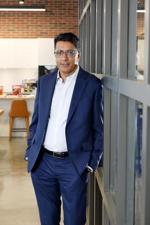 UNP Grocer 46582 Iceland CEO Tarsem Dhaliwal Deeside006