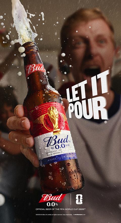 Budweiser-eu-fwc26-static-assets_UK_0.0 Bottle_D6_HighDwell