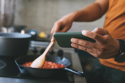 cooking video phone