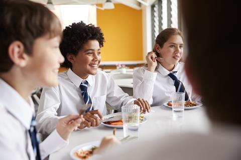 school children lunch