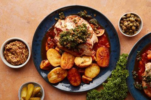 mindful chef Pork & sautéed potatoes with kale salsa verde ID1458_1rs