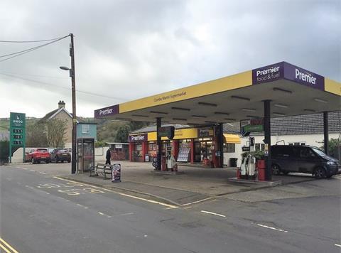 combe martin forecourt