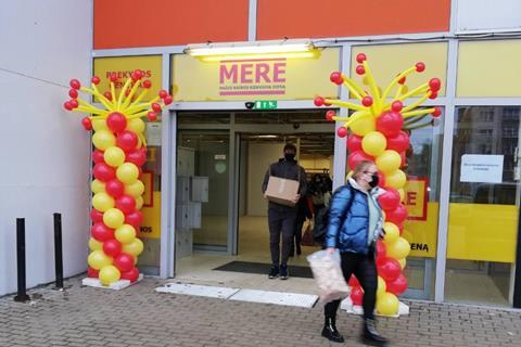 Mere store front