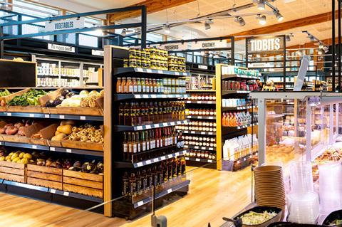 Fodder shelving