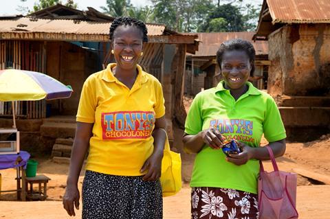 Tonys_Chocolonely_Ghana_farmer_08