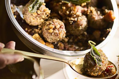 WP_CHRISTMAS25_NO.1STUFFINGBALLSWITHPORKCHESTNUTSANDSAGEANDNO.1WAGYUBEEFDRIPPINGYORKSHIREPUDDING_B_HIRES