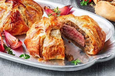 tescops2024_finestcentrepieces_beefweelington_galette(1)