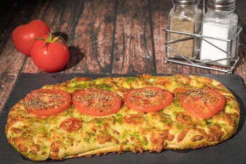 Flatbread pizza GettyImages-862476932