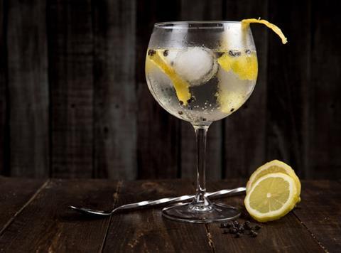 gin and tonic