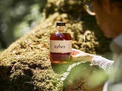 Sylva-Orchard-Bottle-Moss-2