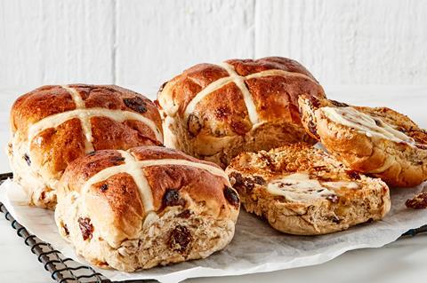 Seasonal - Iceland Luxury Hot Cross Buns_Clean