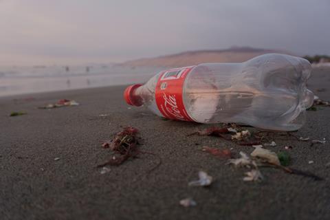 coca cola plastic litter