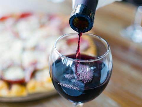 pizza and red wine