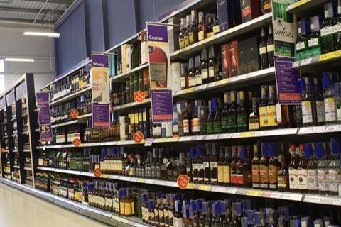 The interior of a Tesco supermarket Stock Photo - Alamy