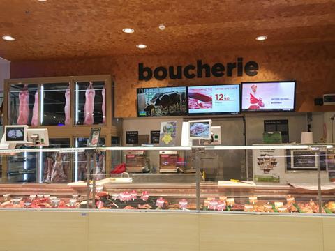 Meat fixture at Carrefour France – Villeneuve la Garenne
