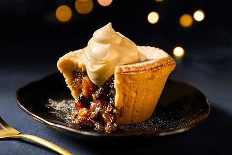 12237_signature_mince_pies_main_rt_rgb_6x4_low