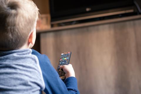 child watching tv