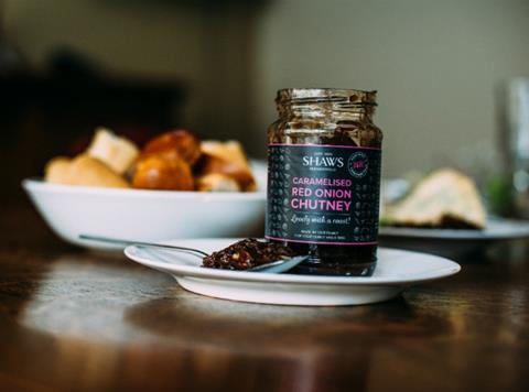 Shaws caramelised red onion chutney