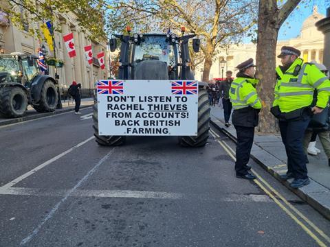 rachel reeves budget farming protest (2)