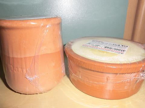 clay yoghurt pots