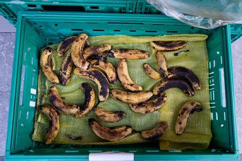 food waste bananas GettyImages-1356538995