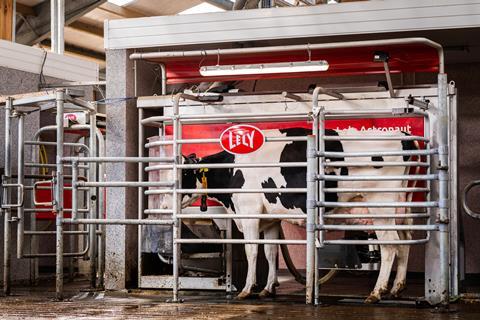 robotic milking machine