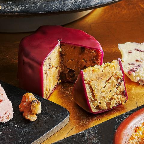 tesco-sticky-toffee-cheddar-truckle