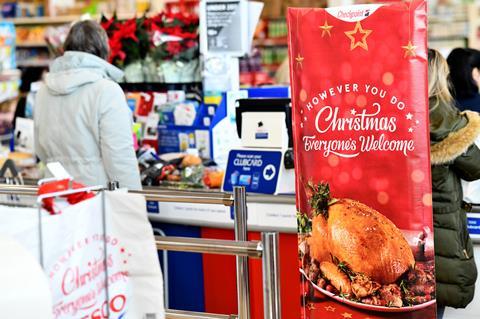 Tesco posts bumper Christmas sales