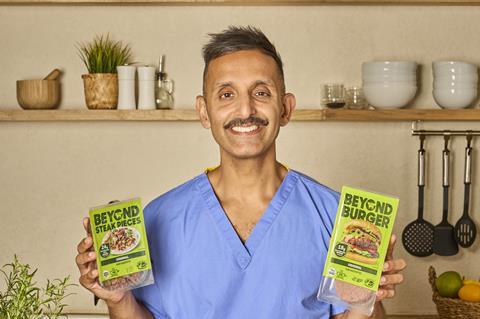 Dr Amir launches September Reset with plant-based Beyond Burger and Beyond Steak (1)