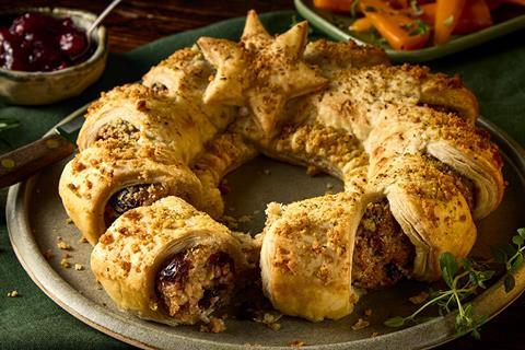 morrisons-christmas-plant-revolution-no-pork-cranberry-wreath