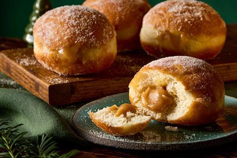 morrisons-christmas-market-street-gingerbread-doughnut