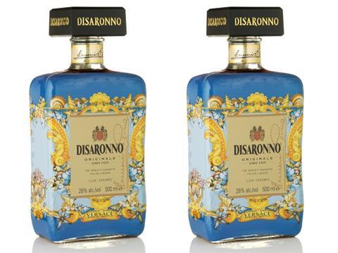 disaronno_wears_versace_bottle