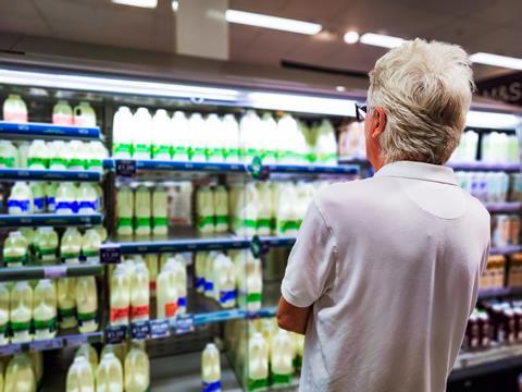 milk aisle supermarket GettyImages-1531267968