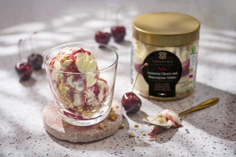 MAN-096277-001-RT-Gelato Lifestyle