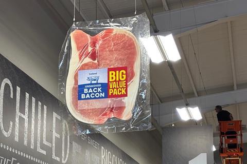 Iceland launches innovative 3D hanging signs