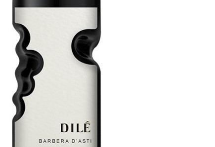 dile hand wine bottle