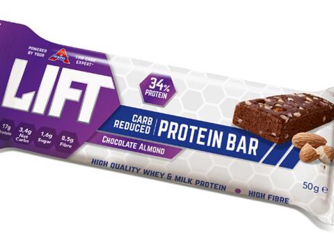 Atkins Lift chocolate almond bar