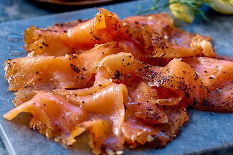 GIN SMOKED SALMON