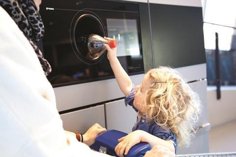 drs reverse vending machine plastic bottle return