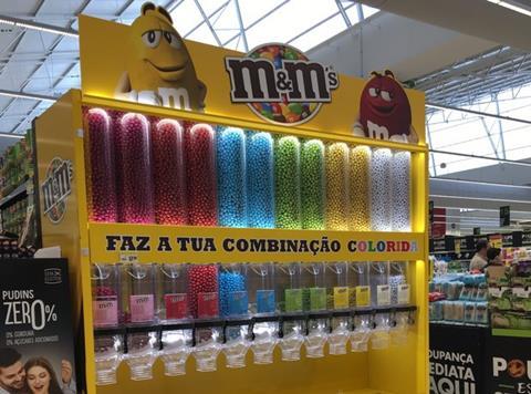 m&ms confectionery display pingo doce portugal