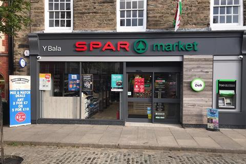 SPAR Bala - new fascia