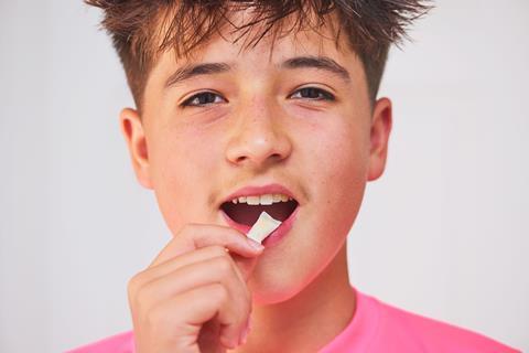 nicotine pouches teen kid