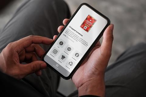 QR-landing-page---in-hand-mock-up-(tomatoes)-FV