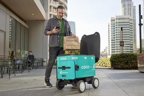 THP_DELIVEROO_COCO_05