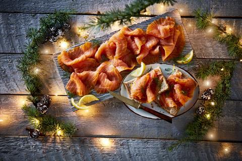 Iceland Luxury Frozen Smoked Salmon_chritmas 2020_Lifestyle