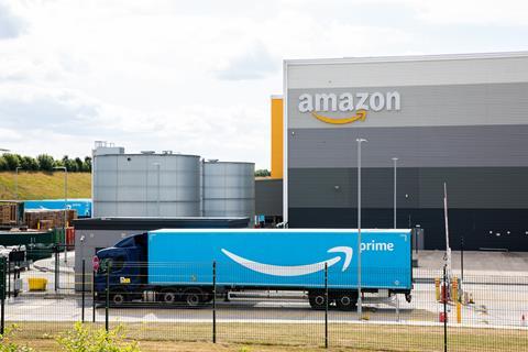 amazon building fulfilment centre delivery supply chain East Midlands Gateway, UK